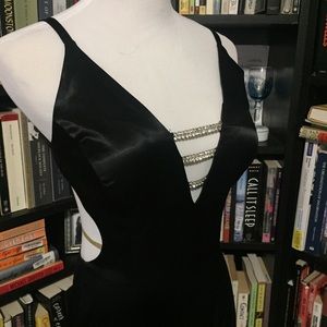 🎩Vintage Backless Satin Gown w/ Rhinestones 💎